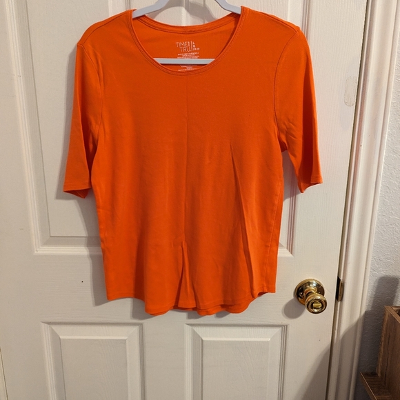 3/$15🧡 Time and Tru Women's Half Sleeve Top - Picture 1 of 9